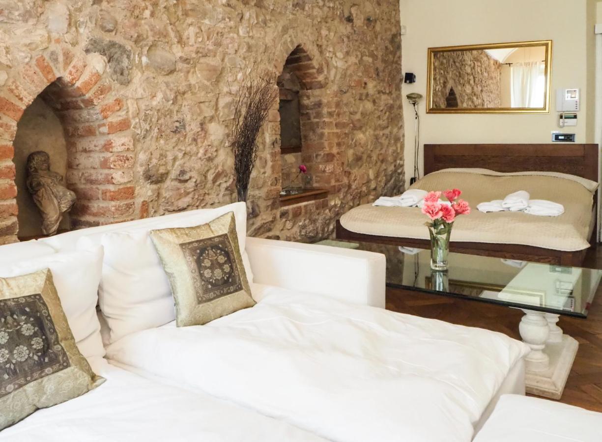 Karlova - Old Town Apartment Prága Kültér fotó