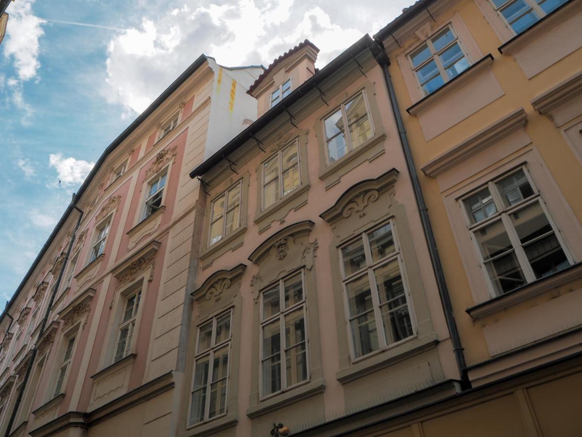 Karlova - Old Town Apartment Prága Kültér fotó